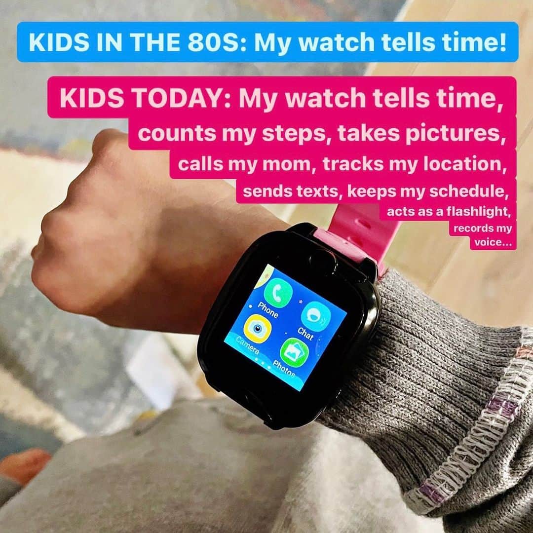 Average Parent Problemsのインスタグラム：「I'm giving away two Xplora watches in the comments! #Xplora smartwatches help kids stay connected to their parents while also giving them more opportunities to explore on their own. With mobile phone and messaging functions all controlled via the parental app, parents can easily communicate with their kids while they exercise their newfound independence. It has GPS with alert zones and an SOS function to keep your kids safe, as well as a step counter which comes with #GoPlay challenges to motivate your kids to keep moving. There's also a camera, a calendar, a flashlight and so much more. To enter, you must follow both @averageparentproblems and @XPLORA_USA. Then tag a friend in the comments below. If selected, both you and your friend will win! Winner will be announced on 6/17. #MyXplora  ✨WINNER UPDATE: Congratulations to @moeburgess! Please email leah@mommyshorts.com to claim your prize!✨」