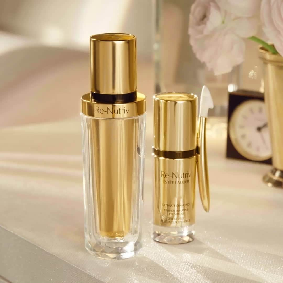 エスティローダーのインスタグラム：「Indulge in the ultimate luxury for your skin with our #ReNutriv Ultimate Diamond Brilliance #Serum & Transformative Eye Serum. 💎 Tap to achieve #DiamondSkin today.」