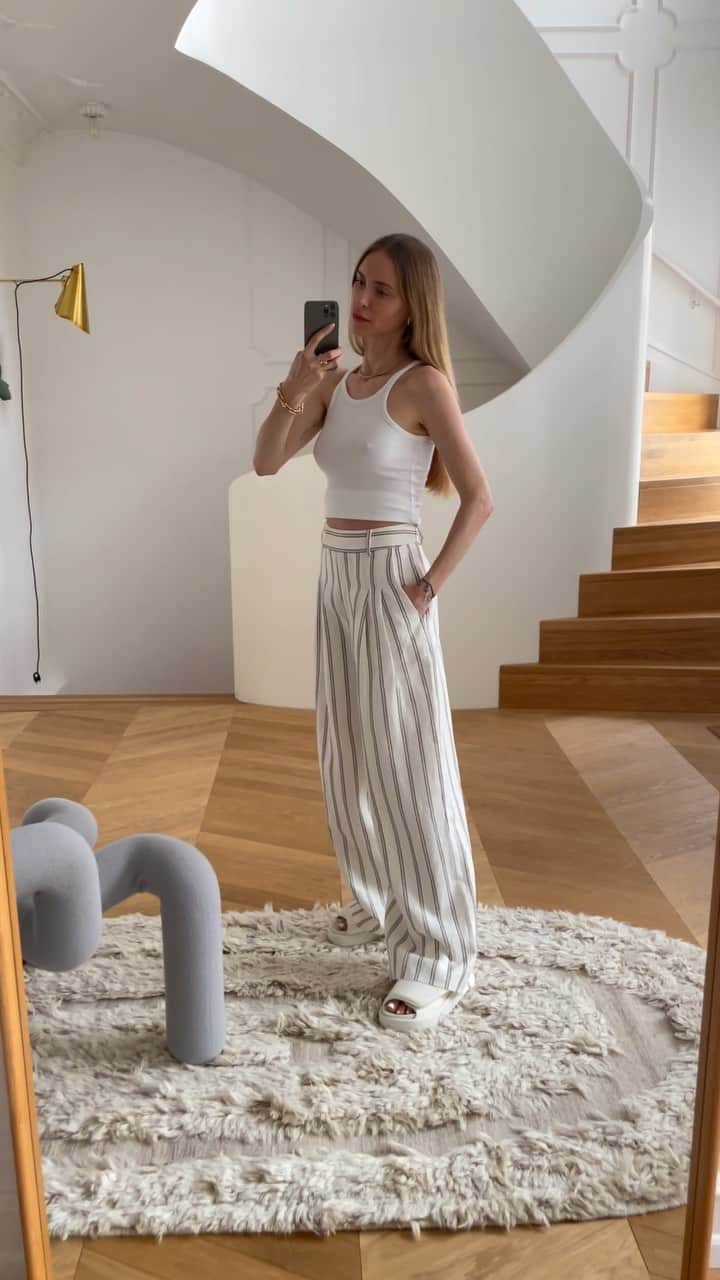 ペニーレ・タイスベックのインスタグラム：「Annonce The most flattering pants @bymalenebirger」