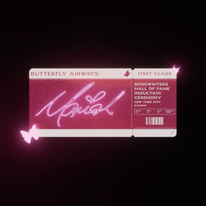 マライア・キャリーのインスタグラム：「Fly with me to New York City and join me in celebrating my induction into the Songwriters Hall of Fame! I’m partnering with @geojamofficial, benefiting @thefreshairfund & @makeawishamerica to give one person and their guest the experience of a lifetime! You can bid on this exclusive experience starting now until June 9th by going to geojam.xyz/mc See you soon!」