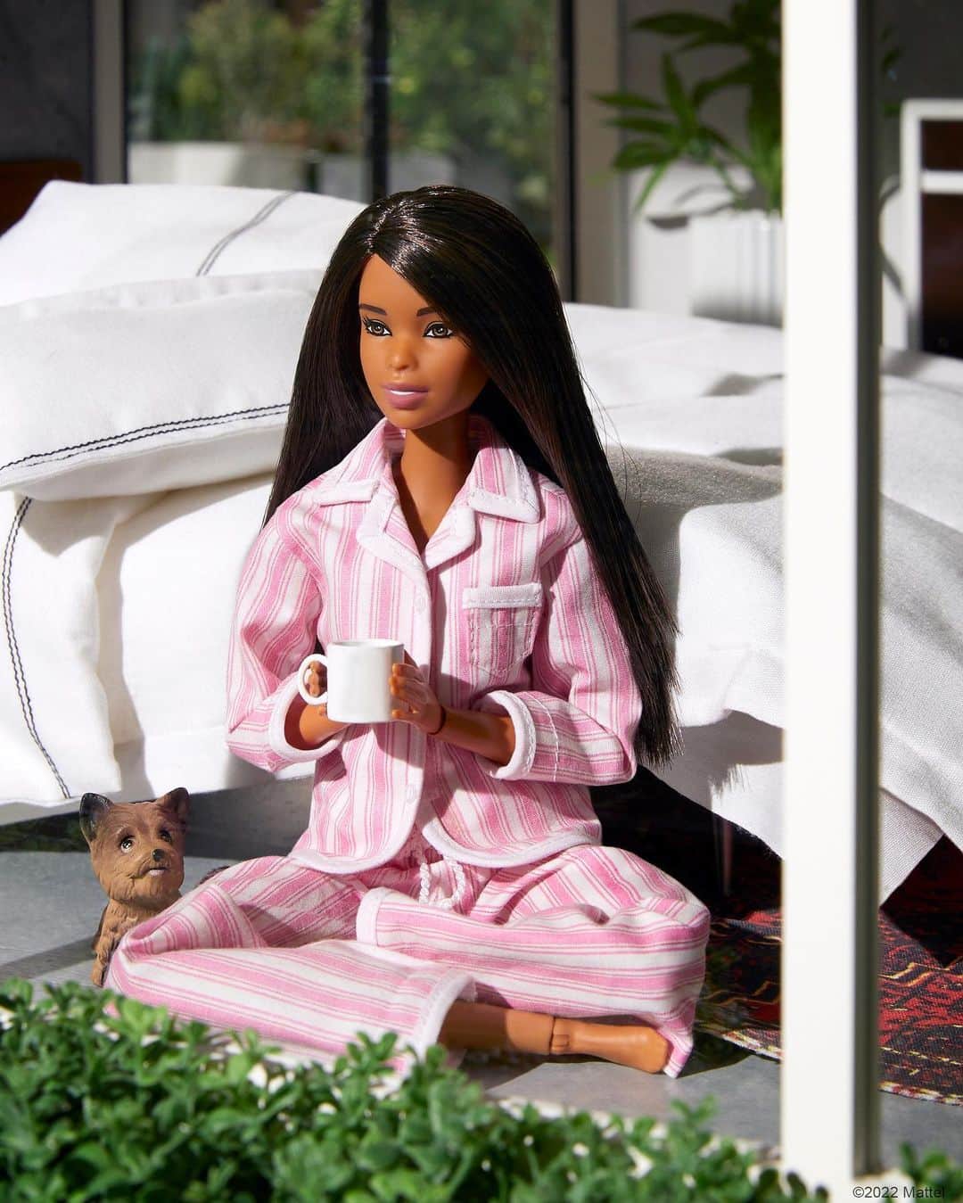 バービーさんのインスタグラム写真 - (バービーInstagram)「Miss Honey is my preferred alarm clock today. 🕑⁠ #barbie #barbiestyle」6月4日 0時12分 - barbiestyle