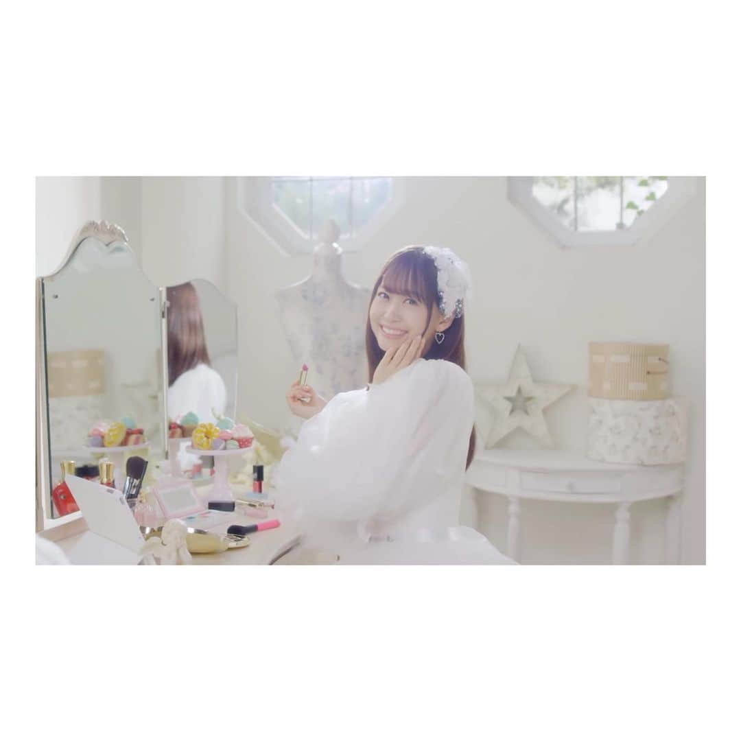 芹澤優のインスタグラム：「・  😈💕💕💕💕  深夜に失礼しますっ 通知入れてる人ソーリー  でも今日のうちに😈  デビきゅーMV再生回数300万回ありがとう！  入間くんという作品やパパイヤ鈴木さんや本間さん西先生そして全国のキッズやカバーしてくれたアイドルちゃんたち、そしてなにより振りコピしてるオタクたち！私を好きなファンのみんな！！みんなのおかげです！！！  嬉しい嬉しい👼✨✨✨　 これからも可愛く悪魔に歌い続けます！  みんなにBIG LOVER ❤️‍🔥  #魔入りました入間くん  #デビきゅー #この衣装そろそろ着たいな」