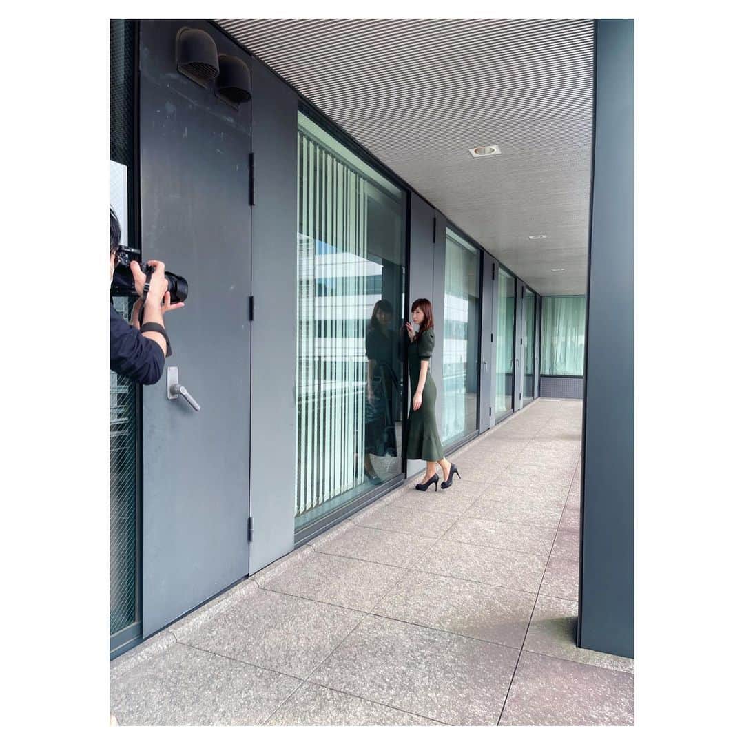 塩地美澄のインスタグラム：「📸文藝春秋にて  文春オンラインさんに インタビュー記事が掲載となりました。  前編、後編があります✍️ ぜひご一読ください👍 #塩地美澄」