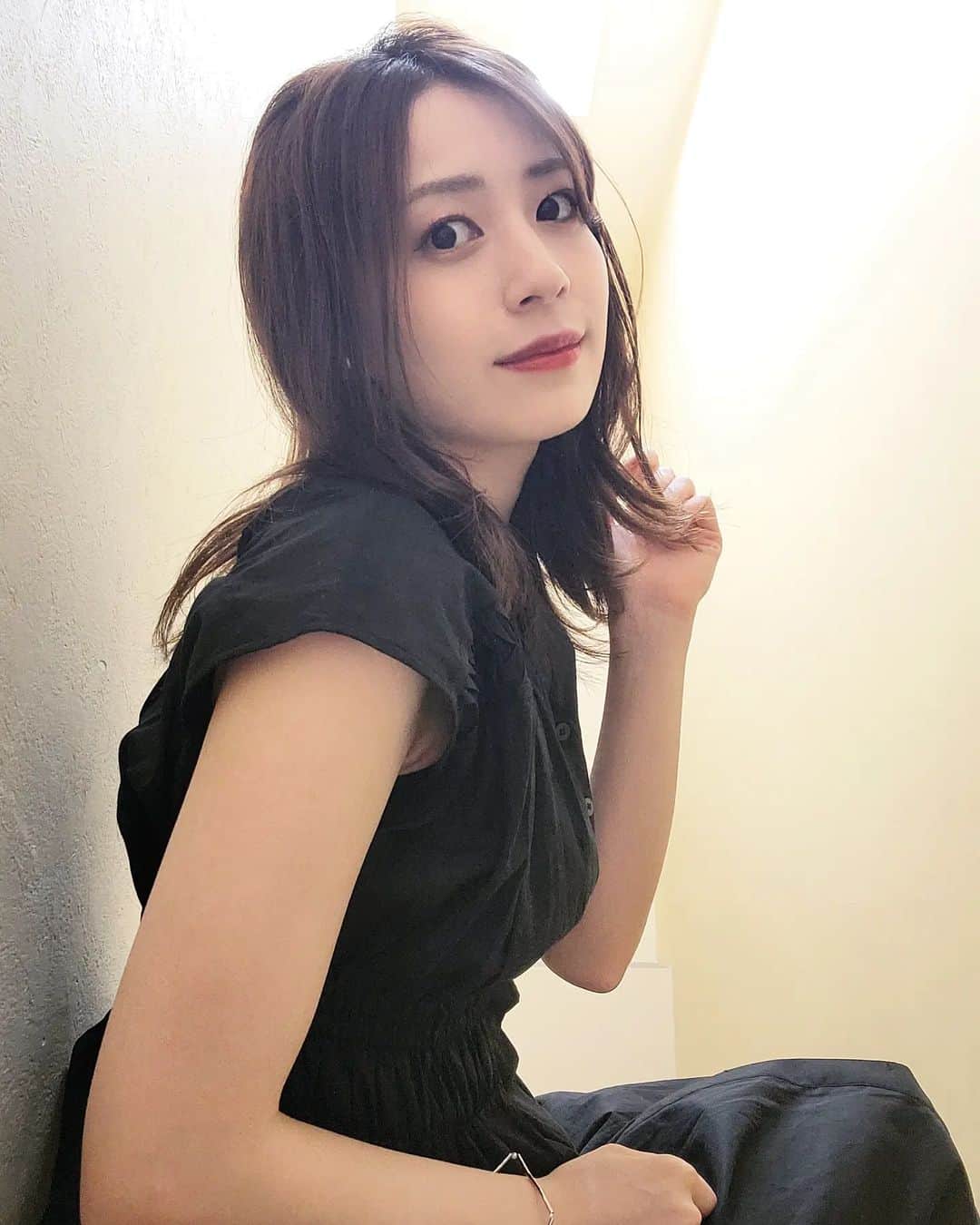 佐々木優佳里のインスタグラム：「🖤」