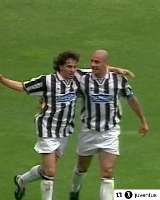 アレッサンドロ・デル・ピエロのインスタグラム：「Repost @juventus: Flick 👟, Chip 🍟, IN! 🥅 . #GoalOfTheDay」