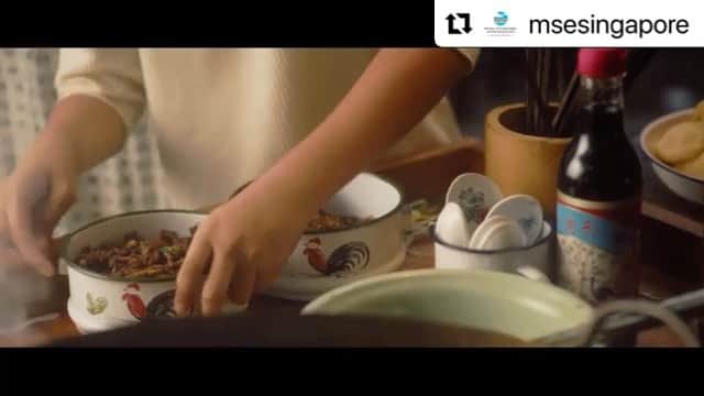 リー・シェンロンのインスタグラム：「Take a trip down memory lane with this short film “I Remember”, on the 50th anniversary of the @msesingapore.   In 1972, we were one of the first countries in the world to form a ministry solely dedicated to the environment. Our aim was to transform Singapore into one of the cleanest and healthiest cities in the region. The Ministry of Environment became the Ministry of Environment and Water Resources in 2004, and subsequently the Ministry of Sustainability and the Environment in 2020, with a new focus on sustainability, and major initiatives such as carbon mitigation, coastal protection, and zero waste.  From food handling, waste disposal, to our water infrastructure, MSE has evolved with the times and steadily improved our living conditions.    On World Environment Day today, let’s look back on Singapore’s progress over the past 50 years, and continue to work together to build a clean, green and sustainable home for future generations. – LHL」