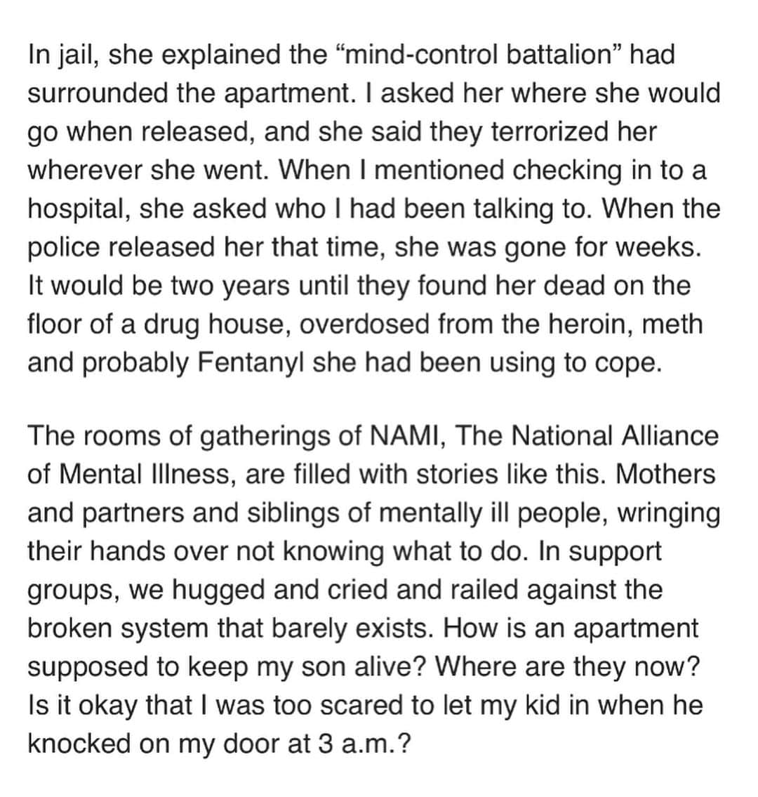 フィオナ・ドゥーリフさんのインスタグラム写真 - (フィオナ・ドゥーリフInstagram)「I wrote an essay about losing my mom to mental illness and homelessness. It’s time for change. Please consider Michael Shellenberger for governor.   Thank you to the @ocregister and the 10 other SOCAL newspapers that ran it today. Link in bio.」6月5日 8時35分 - fionadourif