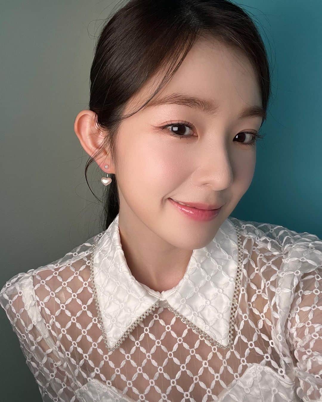 アイリーン（ペ・ジュヒョン）のインスタグラム：「🤍😉🤍」