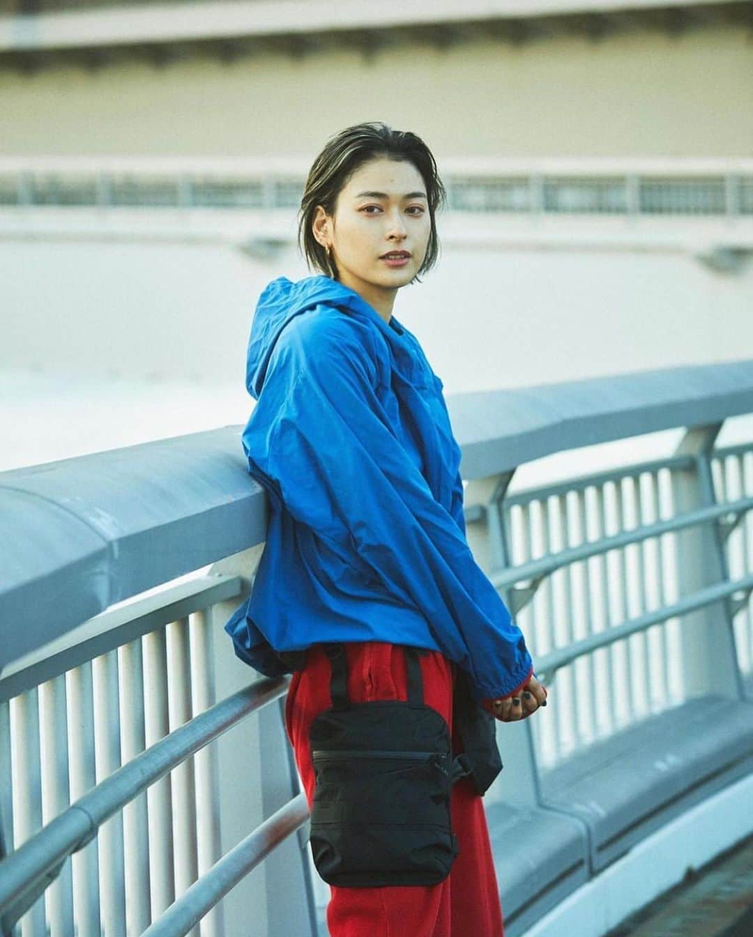 松本瞳のインスタグラム：「@macole_official 🐬 styling Takezaki san photograph @zenharu_tanakamaru san」