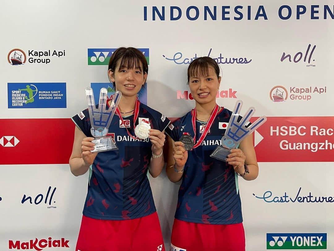 廣田彩花のインスタグラム：「. . インドネシアオープン2022🥈  たくさんの応援、本当にありがとうございました。 ファンの方の声援がすごくすごく嬉しかったです。  また次に向けて頑張ります💪 . . #怪我して1年 #コートに立てる事に感謝 #インドネシアの盛り上がり #温かい声援が力になりました #またインドネシアで試合したい」