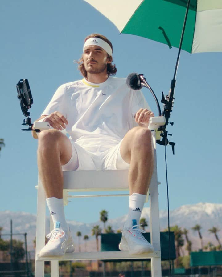 ステファノス・シチパスのインスタグラム：「Gotta look good when calling the shots. adidas x Parley collection. 🎾  #TheresOnlyOneHomeCourt  #EndPlasticWaste  #createdwithadidas」