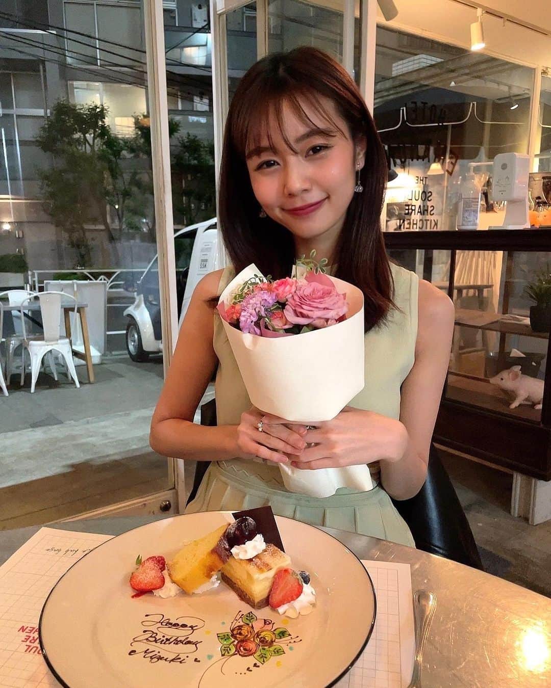 杉浦みずきのインスタグラム：「. from my best friends ❤︎ 生きててよかったーーー😂」