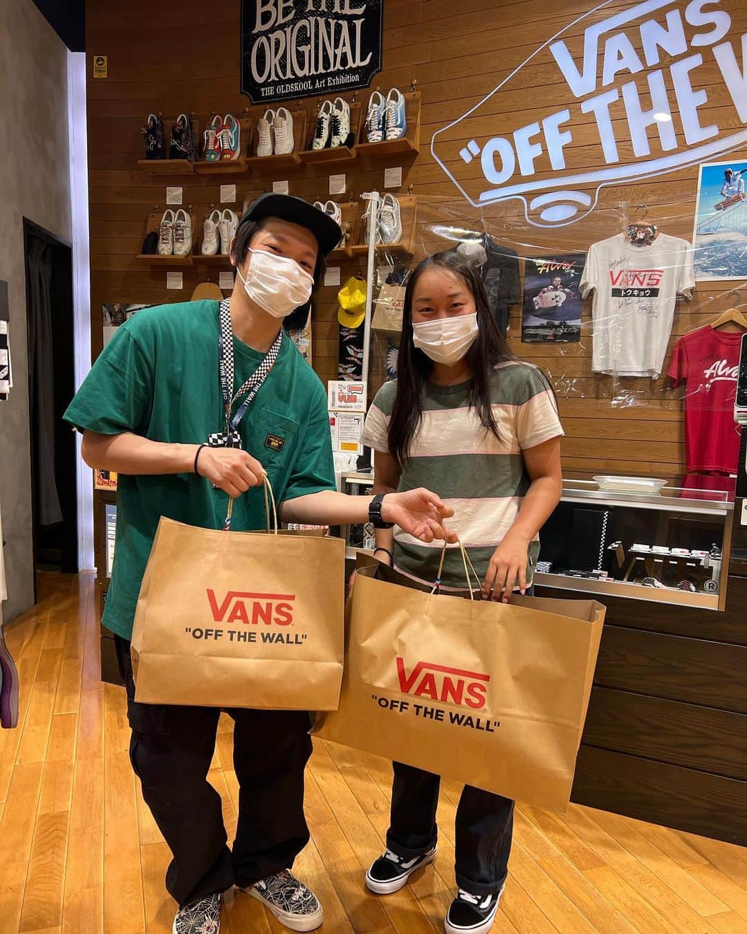 小川希花のインスタグラム：「Thank you @vansjapan 🖤🏁  #vansjapan #vans #ダイバーシティ」