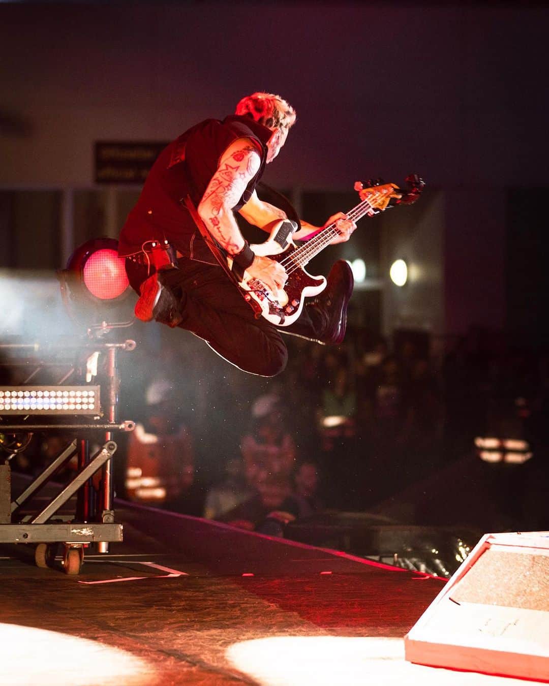マイク・ダーントさんのインスタグラム写真 - (マイク・ダーントInstagram)「🇩🇪 ❤️‍🔥🎶🔥😎🤘🤯🍺🔊」6月5日 15時04分 - mikedirnt