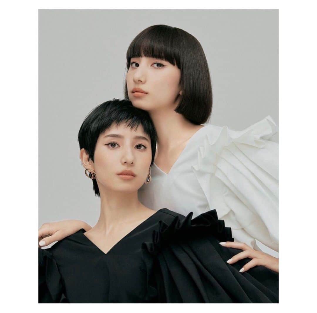 Kanako Higashiのインスタグラム：「@ellejapan  @eritanitani  @ematanioku  @omisakii  @shucohair  @nagisamakeup  @higashi.kanako  @yogishohei」