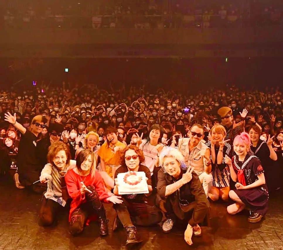 永井利光のインスタグラム：「Toshi  Nagai 誕生祭 愛に溢れる楽しいライヴになりました🎵 有り難うございました～👍️」