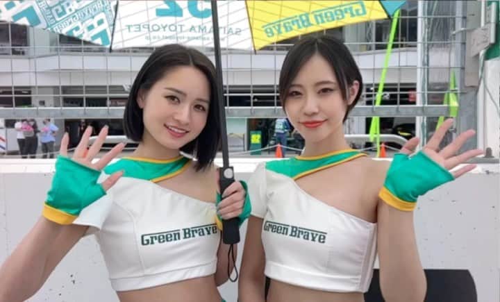 五十嵐みさのインスタグラム：「. 埼玉トヨペットサポーターズ💚💚💚 . #レースクイーン#greenbrave#埼玉トヨペット#埼玉トヨペットサポーターズ#コスチューム#モータースポーツ#富士スピードウェイ#サーキット#レース#撮影#ショートヘア#ボブヘア#スローモーション」