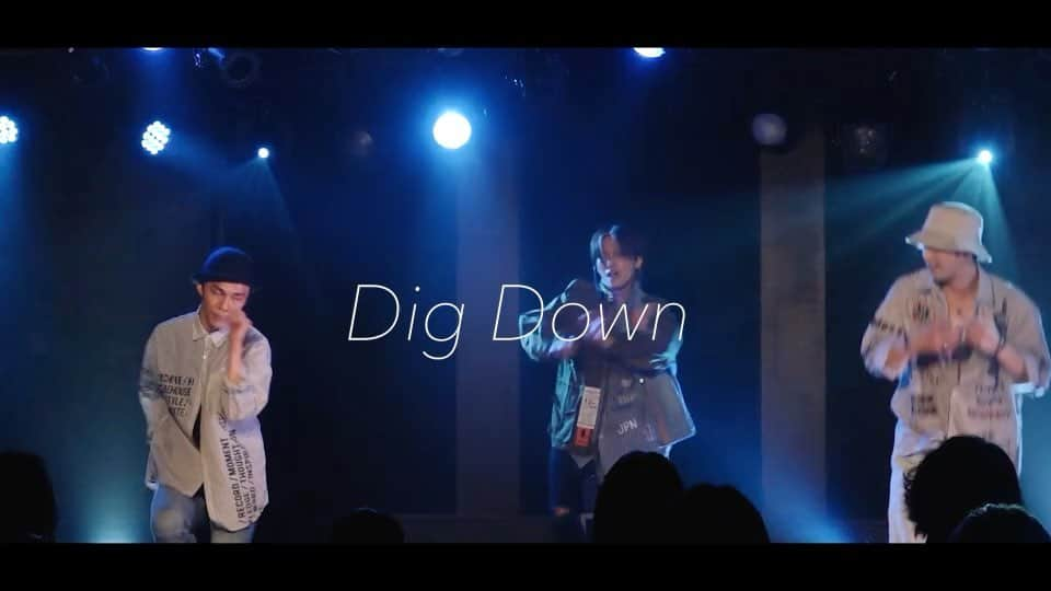 HRK（ハル）のインスタグラム：「Dig Down - HARU 【Official Live Video】  どんな会場でもお客さんをノリノリにしてくれる大切な楽曲🎶  ロングバージョンはYouTubeにアップしてるので、大堀治樹で検索してね👀  #HARU #大堀治樹 #DigDown #ライブ映像 #livemovie  #ハルスタグラム」