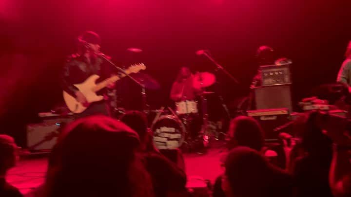 A Place to Bury Strangersのインスタグラム：「@native_sun sound sick!!!!@musichallofwb」