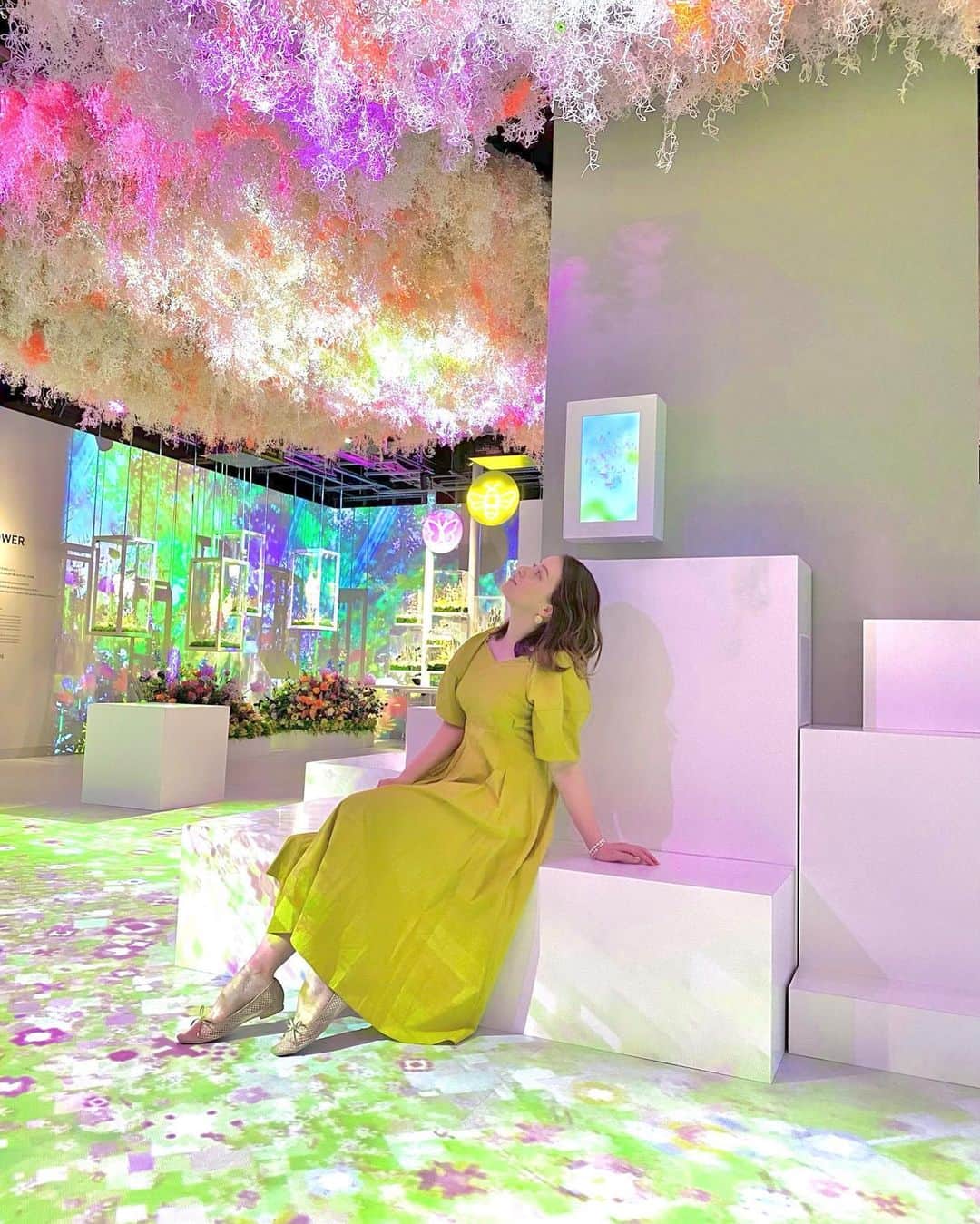 ドーキンズ英里奈のインスタグラム：「@marina.gojo と🌸❤️  #naked_inc #ネイキッドインク #有楽町」