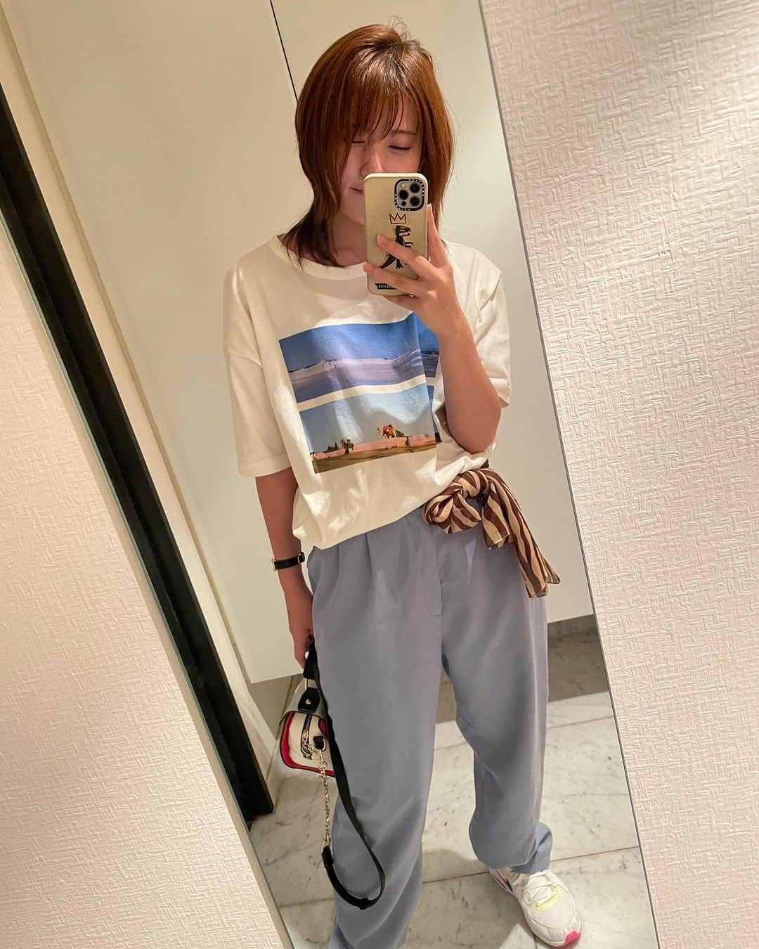 のインスタグラム：「👕✨」