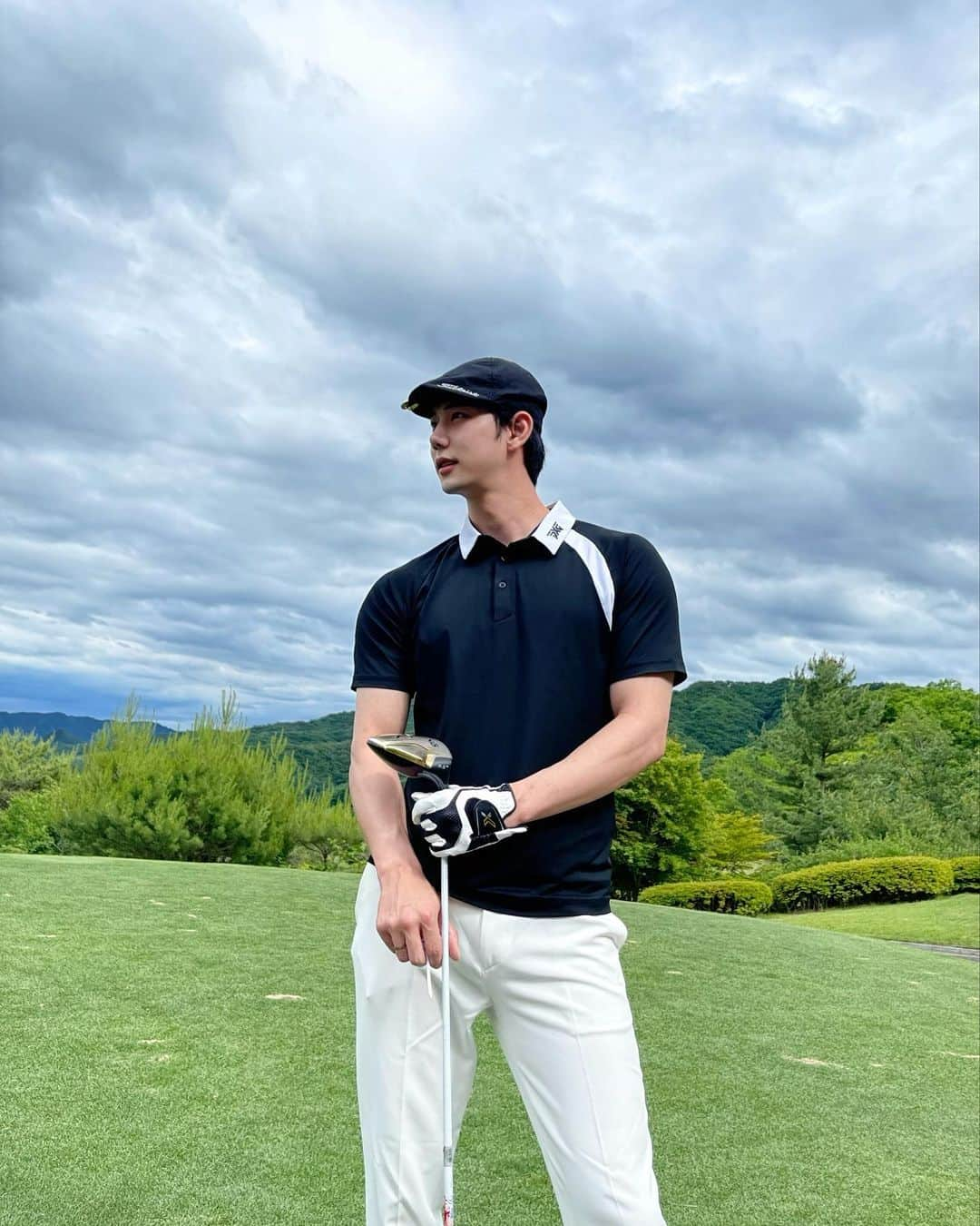 チン・ジュヒョンさんのインスタグラム写真 - (チン・ジュヒョンInstagram)「Family golf ⛳️   #골프#라운딩」6月7日 19時19分 - jinjuhyung_