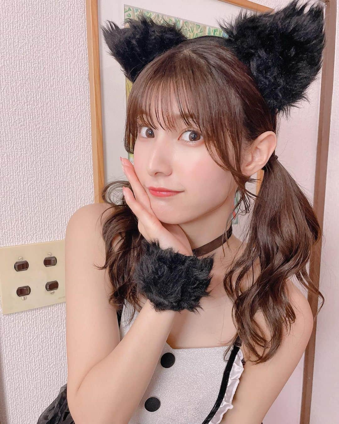 彩川ひなののインスタグラム：「にゃ🐱  にゃにゃ、にゃあっ♡*° (先日とあるお仕事で #ねこ になったおぴなだよっ♡)  #コスプレ #猫耳 #ツインテール  #きょうのハレンチボディ #グラビア #インスタグラビア   #彩川ひなの #japanesegirl #自拍 #模特 #粉我 #swag #动漫 #扎心了#맞팔 #东京 #몸스타그램 #เซ็กซี่ #น่ารัก #น่ารักจัง #ประเทศญี่ปุ่น #คอสเพลย์ #Comel #Awekcun #cosplay#pinupGirl #bajutidurseksi #photooftheday #followme」