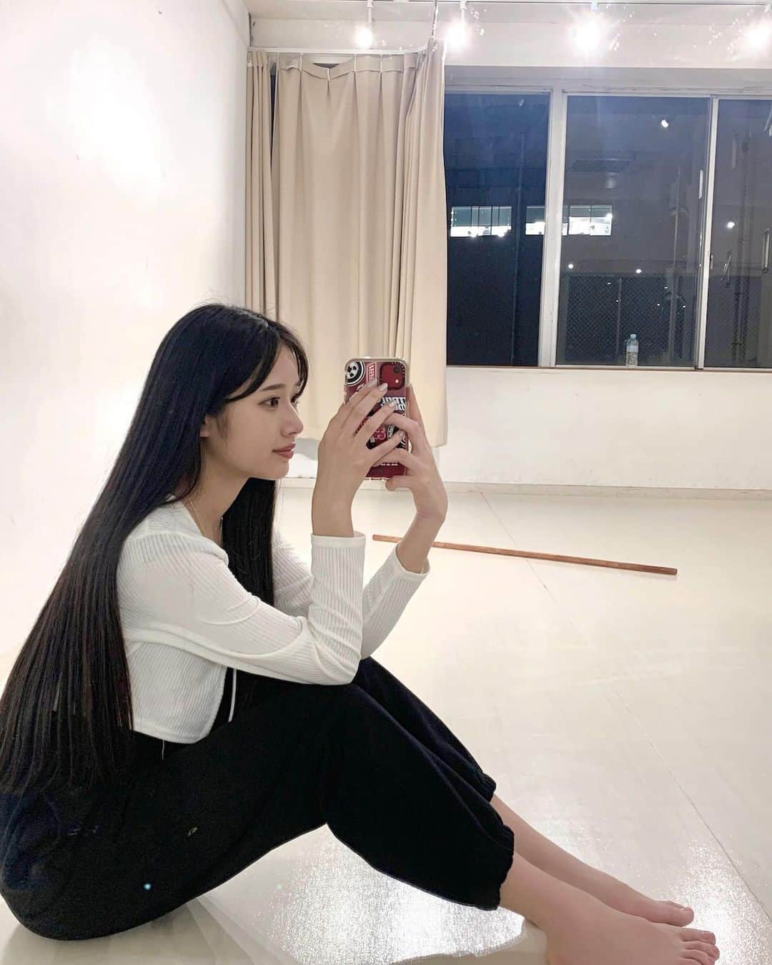 のインスタグラム：「‪𓂃 𓈒  みなさんお元気ですか？🌙 体を動かすのってやっぱり気持ちいい❥ ˊ˗  #ダンス #dance #天翔天音 #jk2 #sjk #ootd #05년생 #黒髪ロング  #amanetensho #asian」