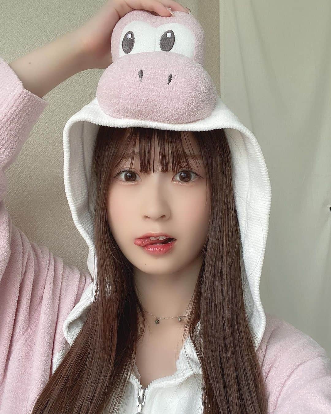 佐野心音のインスタグラム：「ピンクヨッシー💗💖💓」