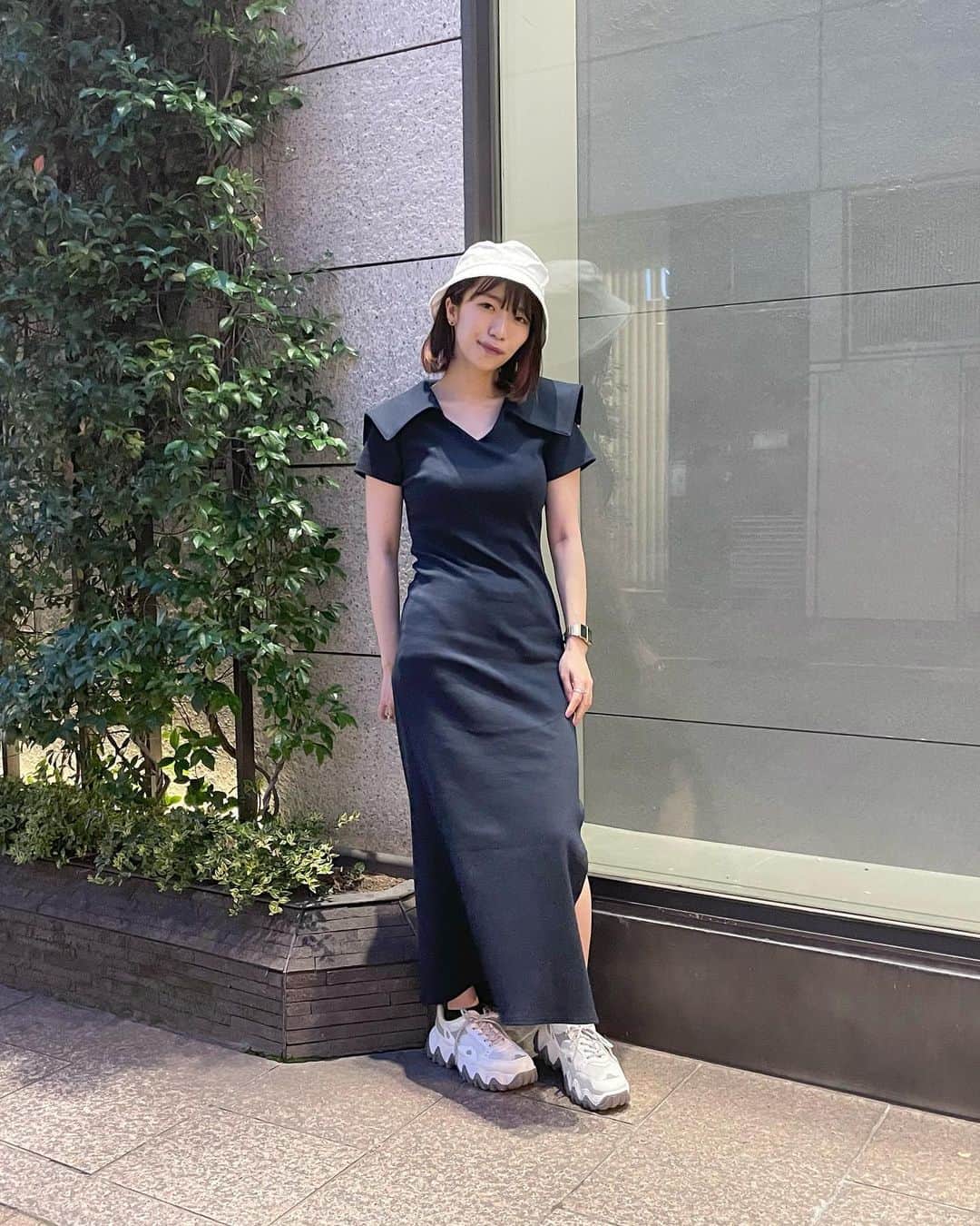 ぱいぱいでか美のインスタグラム：「新しいワンピおろした💙 . HONEY MI HONEYのワンピース🌙 新曲の取材の日に着ました！ 記事公開されてワンピも評判よくて嬉しかった。笑 ストーリーとハイライトにリンク載せておきます！ HONEY MIのワンピース、スタイルアップできて最高🌼 . #HONEYMIHONEY #でか美私服 #でか美衣装 #でか美ちゃん」