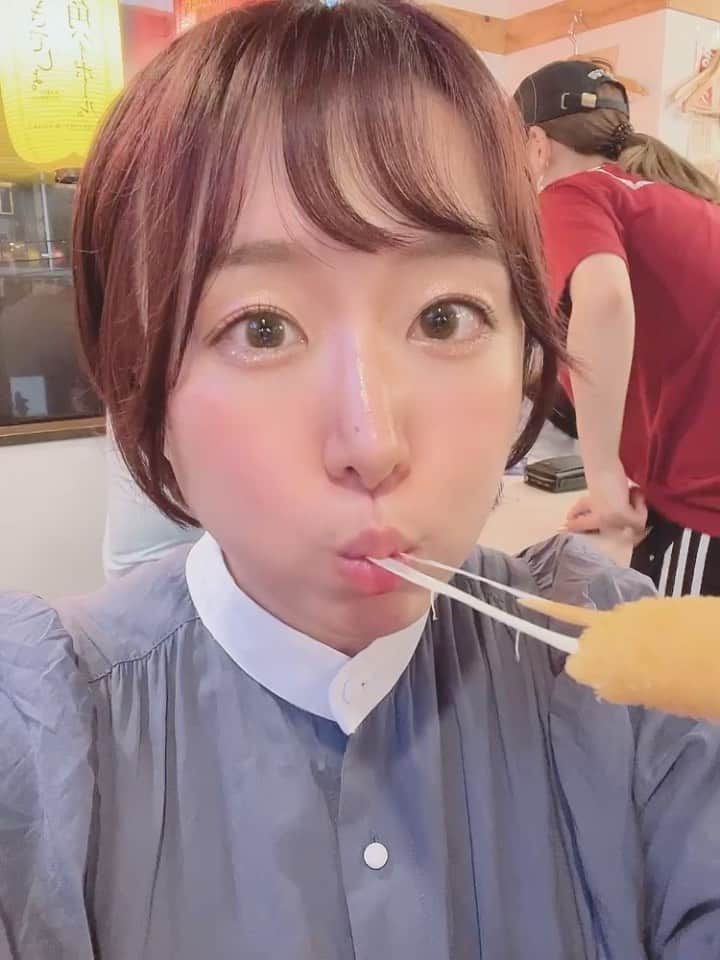蒼井まやのインスタグラム：「「あちらのオタクからです」ともらったチーズ串うますぎた🧀（まさかのファンの方々と打ち上げ同じ場所だったという奇跡） #japan #japanesegirl #japanesemodel #japaneseidol #akihabara #kawaii #asian #asiangirls #asianbeauty #baseball #glamour #glamorous #gravure #hip #섹시 #わがままボディ #マシュマロボディ #水着ギャル #野球女子 #野球好きな人と繋がりたい #お酒好き女子 #お酒好きな人と繋がりたい #เซ็กซี่ #น่ารักจัง #自拍 #偶像 #日本的」