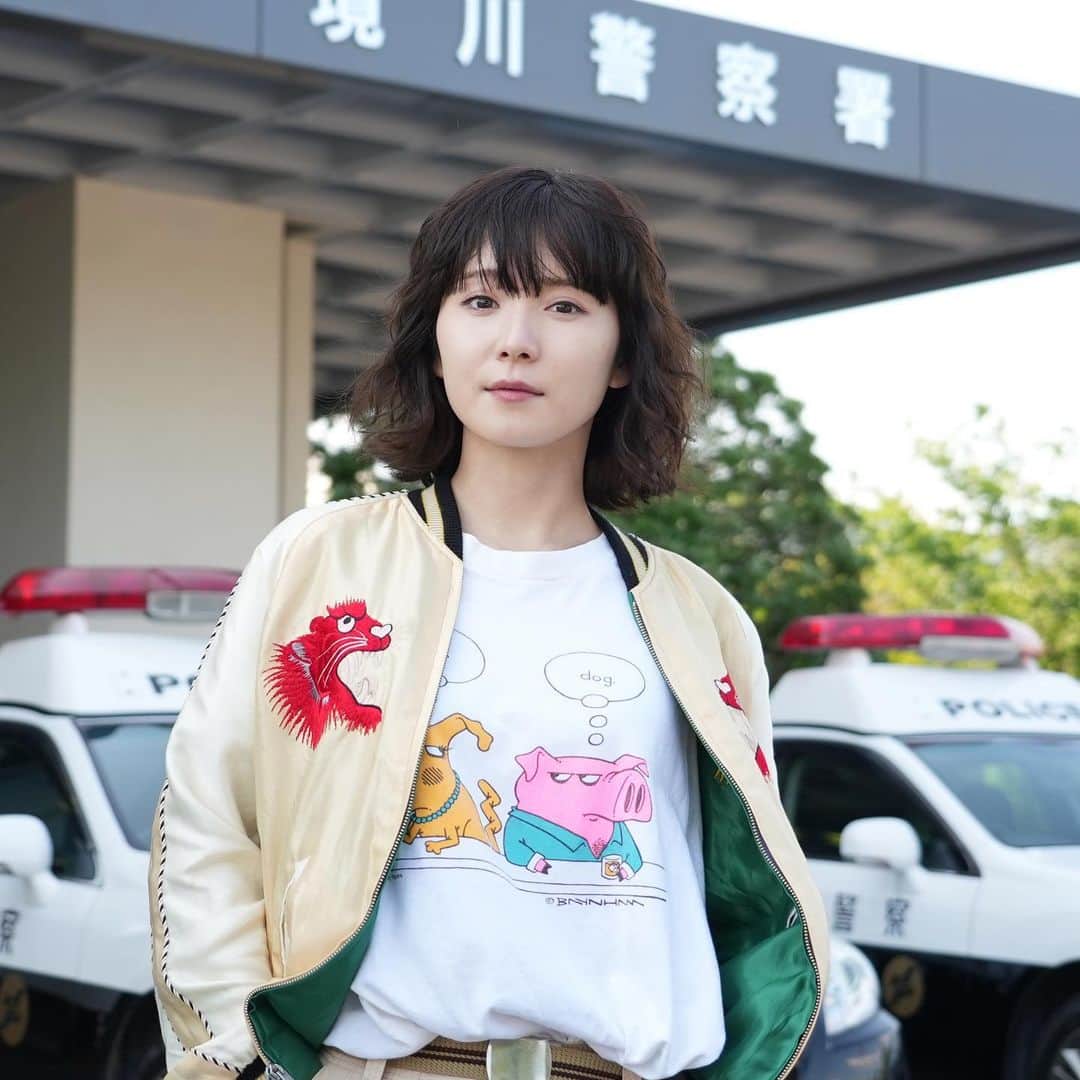 初恋の悪魔のインスタグラム：「. ＼🥳新キャスト発表✨／  #林遣都 & #仲野太賀 と一緒に事件を推理していくスカジャン刑事・摘木星砂役に、#松岡茉優 が決定❗️ そして、小鳥琉夏役に #柄本佑❗️  他にも豪華出演者✨ #佐久間由衣❗️ #味方良介❗️ #安田顕❗️ #田中裕子❗️ の出演が決定しました👏  詳しくは番組hpへ😆 ⬇️ https://www.ntv.co.jp/hatsukoinoakuma/ →リンクはプロフィールにあります #脚本 #坂元裕二 #日本テレビ #日テレ #ドラマ #敬称略」