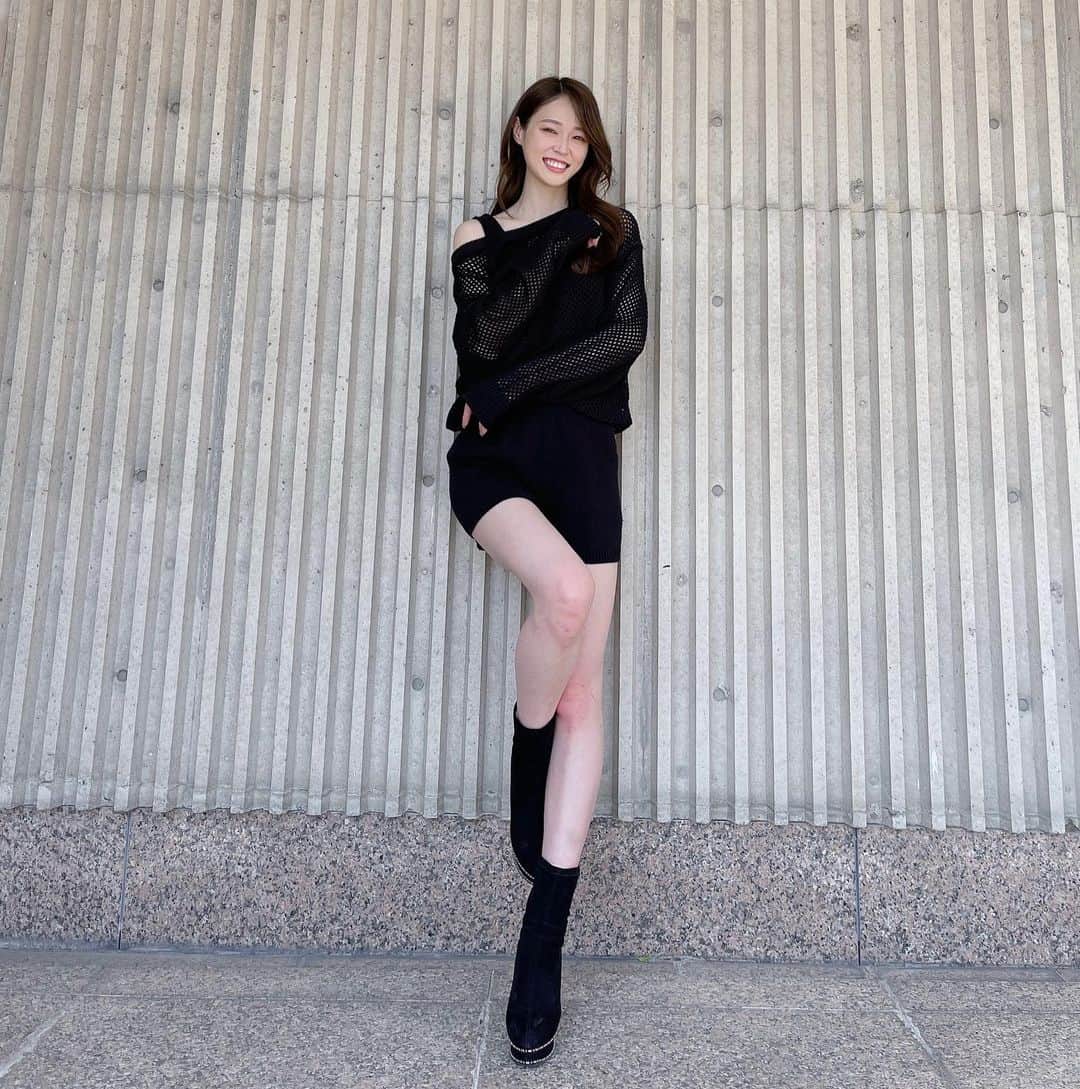 橘香恋のインスタグラム：「おはようございます🥰 ⁡ 前回の投稿に イイネとコメントありがとうございます💗 ⁡ ⁡あと30分だけ寝ちゃおっ😏 ⁡ ⁡ ⁡ ⁡ ⁡ ⁡ ⁡ ⁡ ⁡ ⁡ ⁡ ⁡ ⁡ ⁡ ⁡ ⁡ ⁡ ⁡」