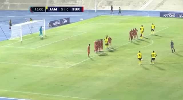 ラヴェル・モリソンのインスタグラム：「no better feeling 🇯🇲   Solid from everyone on & off the field  @jff_football  #goal」