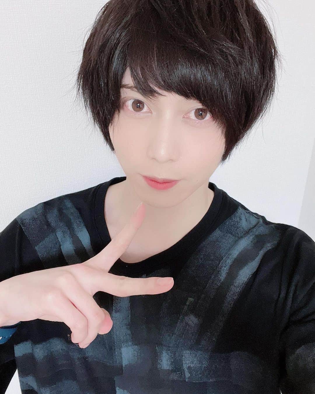 染谷俊之さんのインスタグラム写真 - (染谷俊之Instagram)「髪の毛黒に戻しました✨」6月8日 23時50分 - someya_toshiyuki