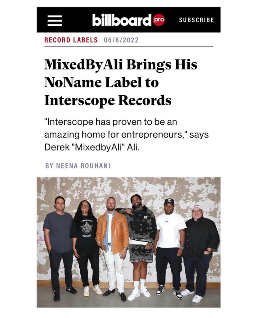 のインスタグラム：「Told ya today will be life changing. This is a tough one for me to wrap my head around. I’m in a kind of surreal state. Growing up in small town Deep Cove North Vancouver relentlessly listening to interscope artists, absorbing the desire to help people from my pops, to now having a label partnership allowing us to help young creatives with the very institution I grew up obsessing over.  I’m beyond proud to announce @nonamerecordings has Inked a partnership with @interscope and the talented, lovable, and star to be @shadyblu_ is our first out the gate under said JV. Welcome to NNR shady! Everyone go peep jealousy - out now!  None of this would be possible without my brother in arms @mixedbyali and to our amazing team @yaboynois @_simmyg @flyboyprince92 @curtis_sircut_bye @brandonblatz_ @respeklchrd   A massive thank you to the interscope family for believing in us @johnjanick @timgloverr @nicolew @steveberman   NEVER BEEN BETTER!!!!!!! #nnr  #interscope #noname #neverbeenbetter」