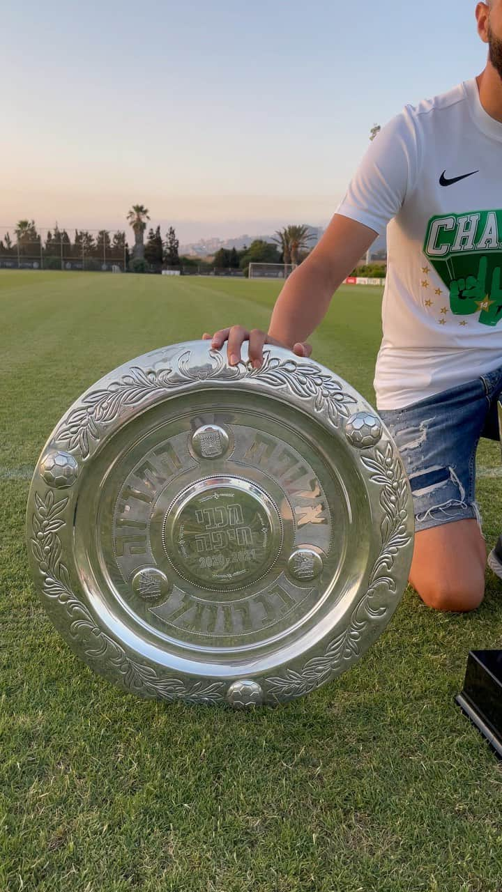 ホセ・ロドリゲスのインスタグラム：「king of israel 💚🇮🇱 🏆🏆🏆🏆」