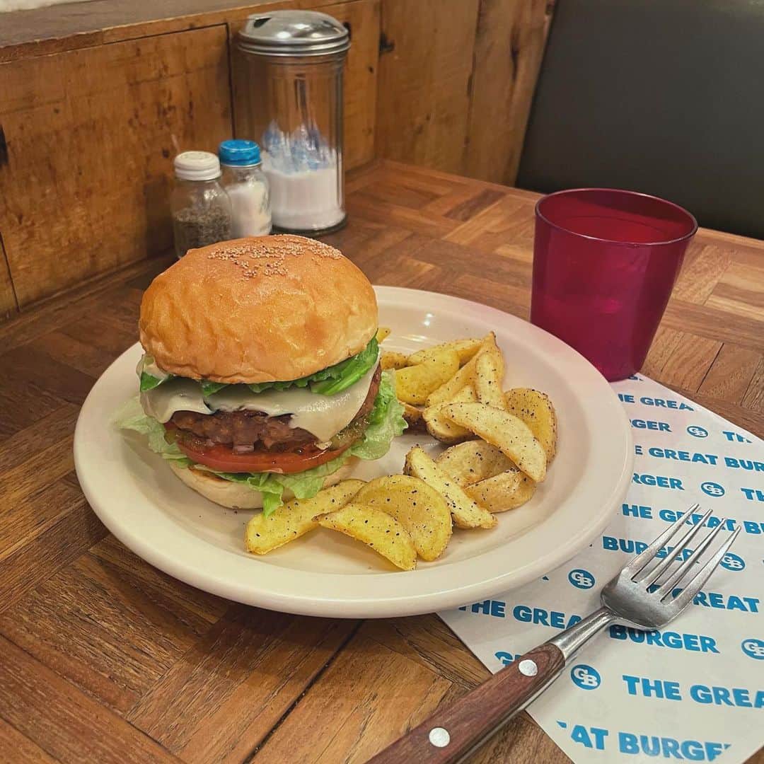 瀬川あやかのグルメインスタ