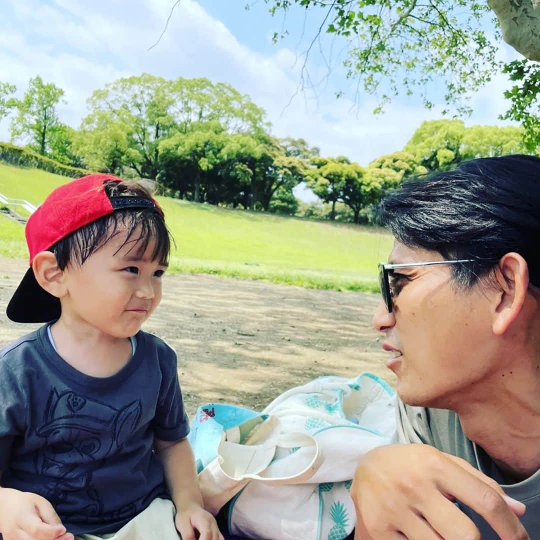 中川大志さんのインスタグラム写真 - (中川大志Instagram)「32歳になりました🤭 自分自身に価値が生まれるように成長したい🤔 中川大志🔥立派な大人になります😁 カッコいいパパになれるようにがんばります🤣  #誕生日お祝いしてくれてありがとう」6月9日 13時50分 - taishi_nakagawa