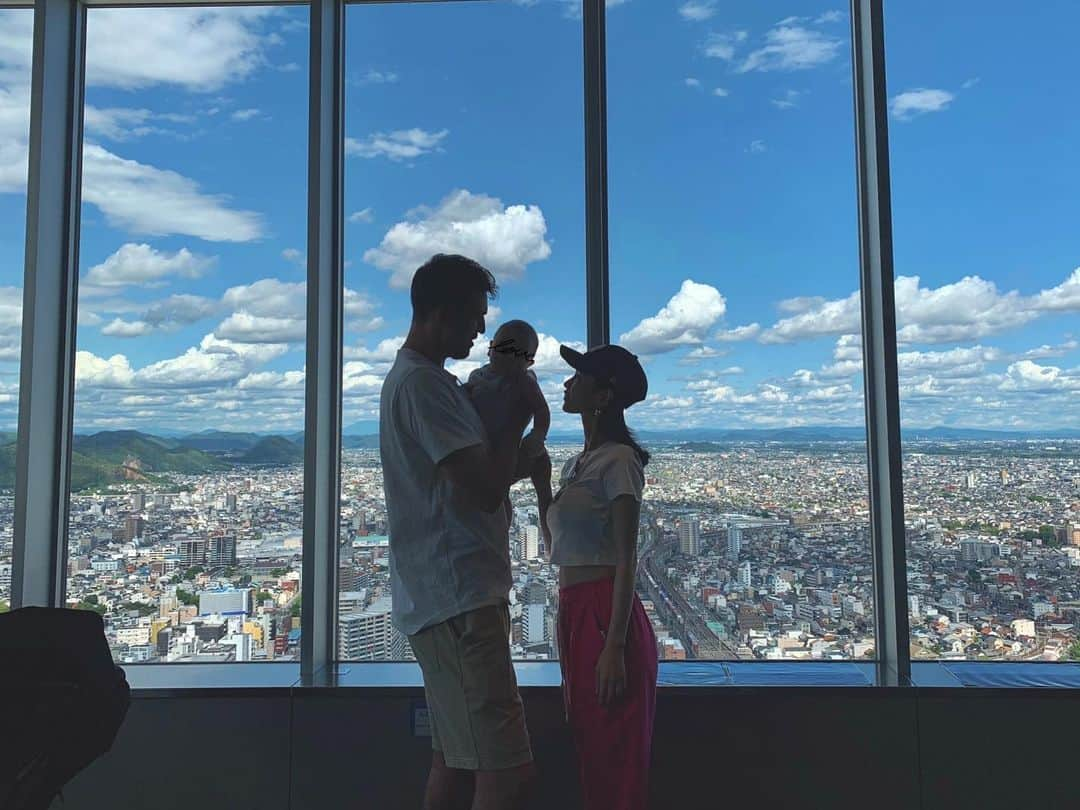 ハーフナー・マイクさんのインスタグラム写真 - (ハーフナー・マイクInstagram)「Love👨‍👩‍👦💙」6月9日 21時18分 - mike_havenaar_official