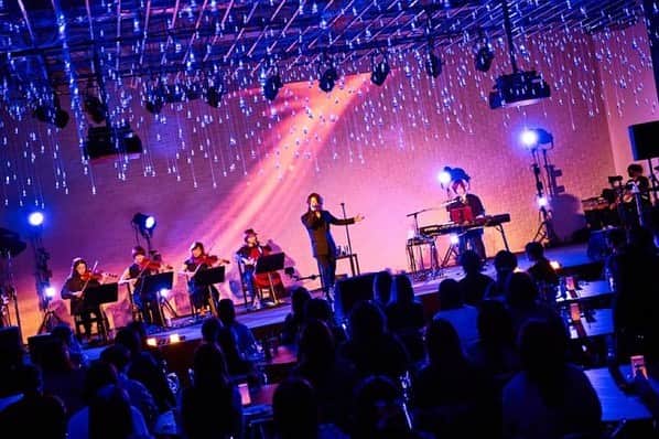 村山☆潤のインスタグラム：「「GLAY app Presents PREMIUM CLASSICAL LIVE LIVE at HOME Vol.8 The Ballad of GLAY」  TERUさんの声やGLAYのメロディーに痺れながら演奏しました。  とても楽しいかったです！！！  約1ヵ月で16曲のアレンジ頑張りました！☺︎ コーラスも頑張りました😂  配信もしてますので、詳しくはGLAYのホームページを！  #GLAY #teru_liveathome」