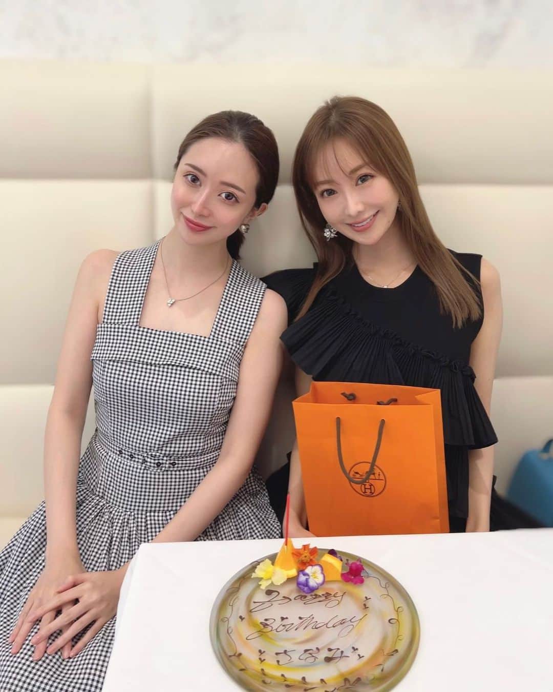 小川真葵のグルメインスタ