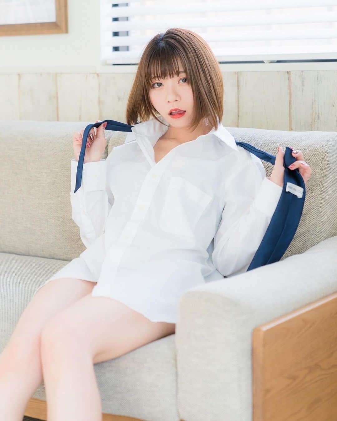 白波瀬ミキティ。のインスタグラム：「彼シャツ♡ . . . #グラビア撮影  #gravuremodel  #彼シャツ #sexycosplayer  #kawaiijapanesegirl  #美脚美人  #fashiongram  #vogue  #voguejapan  #portraitmodel  #beauty_features  #그라비아  #미인  #미소녀 #섹시모델  #코스플레이어 #귀엽다  #셀프사진관  #cosplayer  #gravure  #tokyocameraculb  #vsco  #IGersJP #lovers_nippon_portrait  #IG_PHOS #indies_gram  #ポートレートモデル  #写真好きな人と繋がりたい  #インフルエンサー募集」
