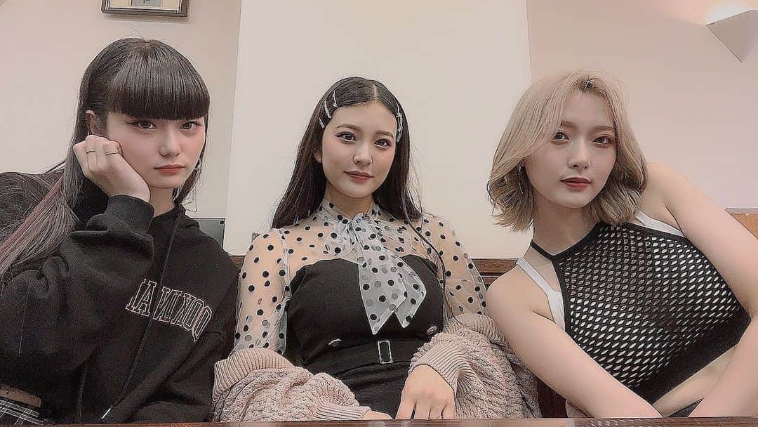 青山海美(なるみ)ぶりゅのインスタグラム：「@tbs_drama_stream さんのアカウントで私たちBe With Youの動画がアップされてるので是非ご覧ください💗 #理想のカレシ  . . . #instgood #instagram #japan #japanese #followme #愛知 #フォロー歓迎 #自撮り #tiktok #tiktokjapan #likeforlikes #like4likes #girl #japanesegirl #instafashion #makeup #japanesegirl #ilovejapan #cool #オフショット #女優  #上京 #foryou #fff #fitness」