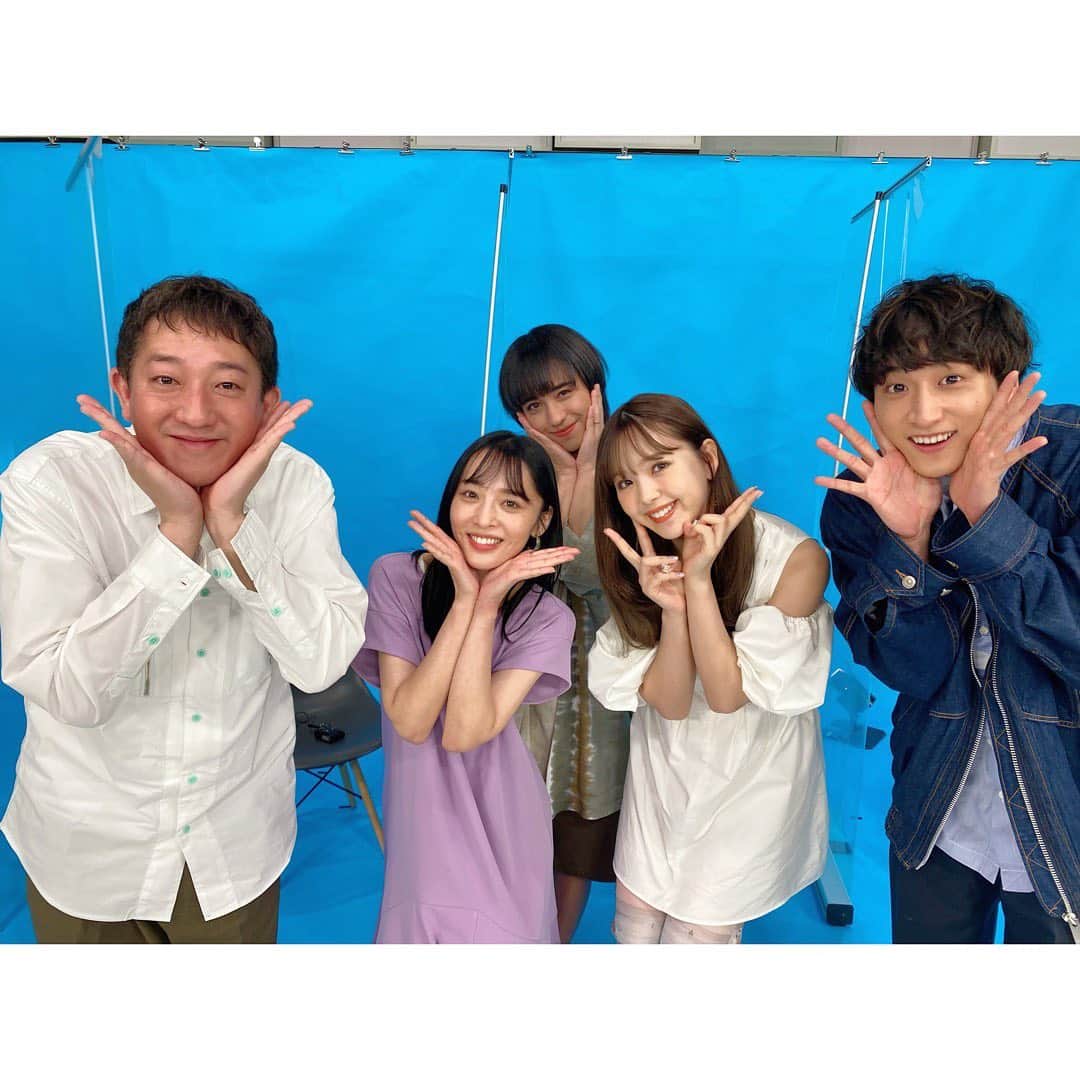 神部美咲のインスタグラム：「恋んトス🫶💜  スタジオも大絶叫💓  今夜0時新エピソード配信です💜  paraviで見てね💓  #恋んトス #paravi」