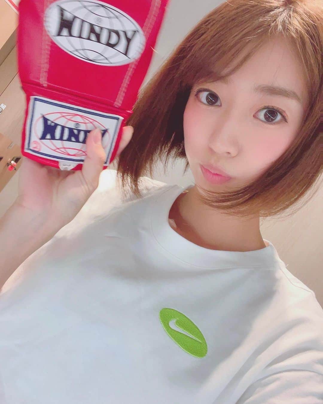 のインスタグラム：「. . . いっぱい写真撮ってた . . 浮かれ汗かき　  #GYM #training #NIKE  #キックボクシング　#kickboxing」