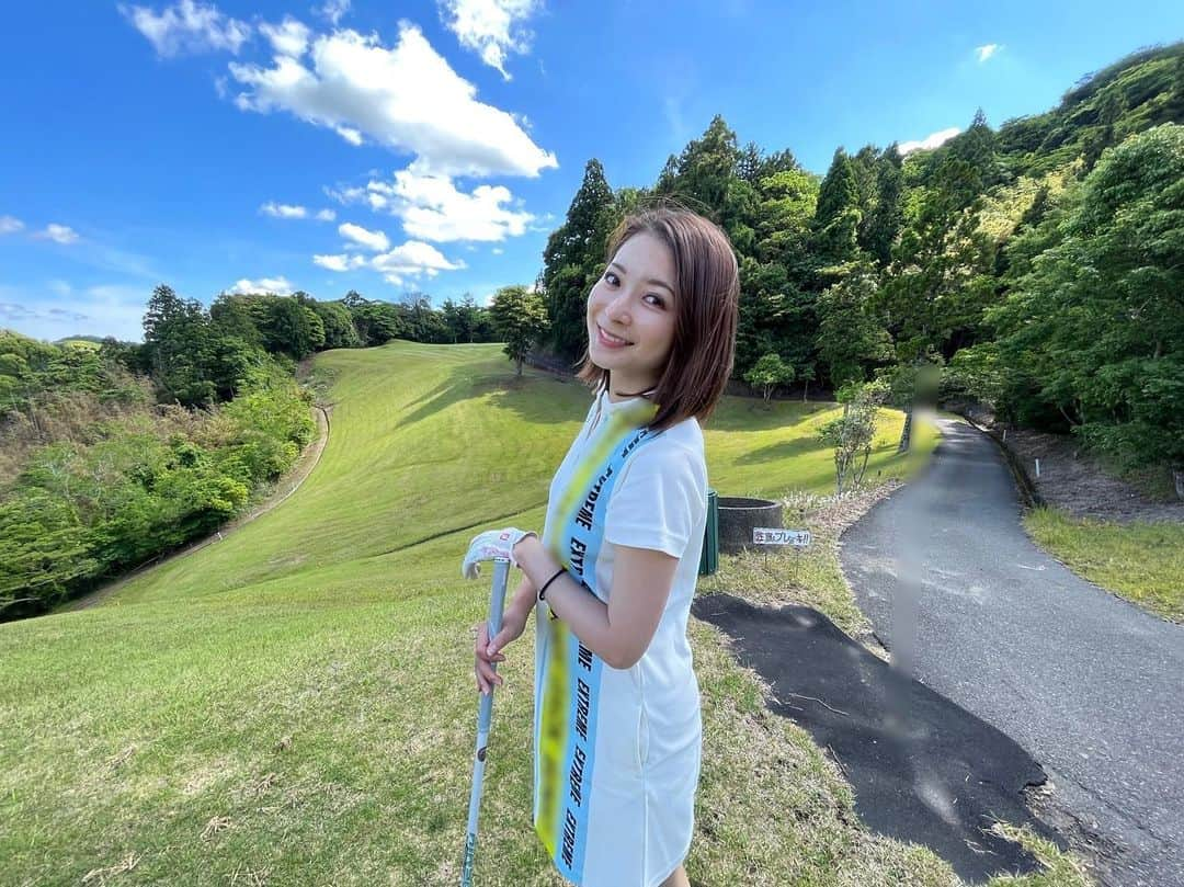 住田紗里さんのインスタグラム写真 - (住田紗里Instagram)「今週の「言葉検定スマート」のテーマは「習い事」でした。 私が大人になってから始めた習い事は「ゴルフ」です⛳️ 最近レッスンはさぼっていますが、、、笑 ラウンドをするとちゃんとレッスンも行こうといつも思います笑  #まだまだ #ものすごく下手です #上手になりたい #ゴルフ#golf#⛳️#習い事#趣味」6月10日 19時31分 - sarisumita_ex