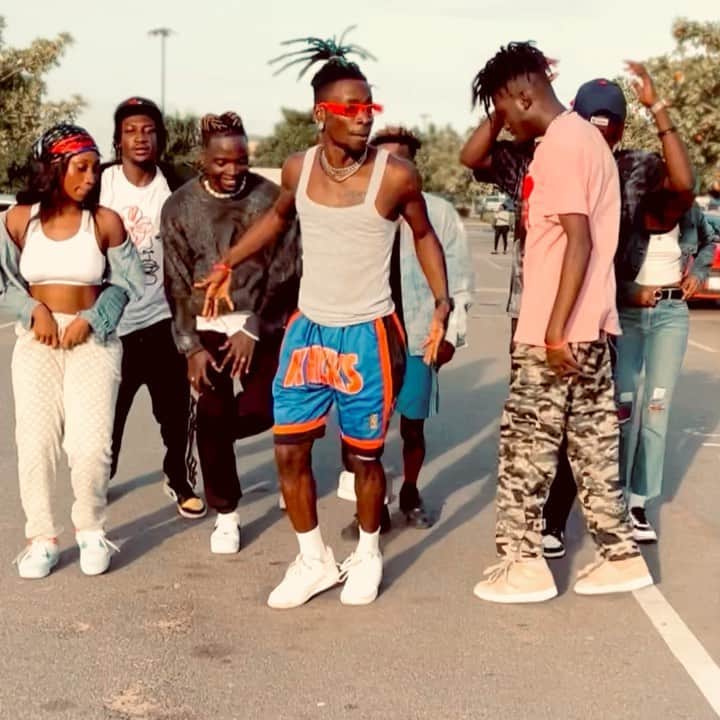 のインスタグラム：「Enjoy our Mood for @afrozigdancefiesta with  Back To The Streets by @FuseODG x @orign8aandPropa x @BennyPage Afrobeats remix by @Lex_on_it  Can’t wait to see y’all !🔥🔥🔥🔥🔥😍😍🔌🔌🔌 #Incrediblezigi」