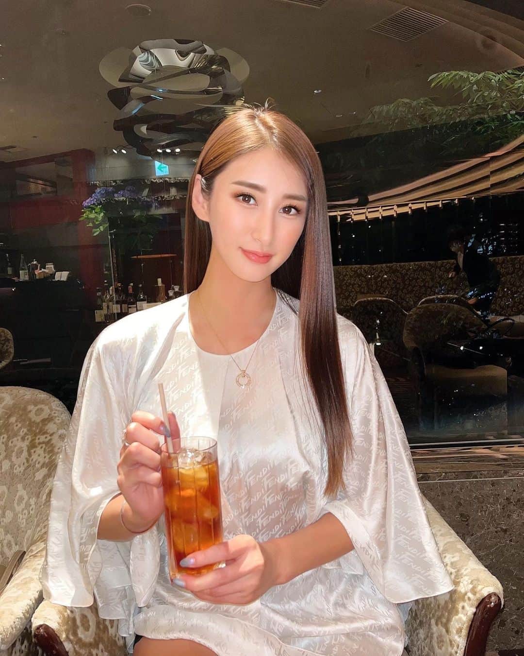 佐藤衣里子のグルメインスタ