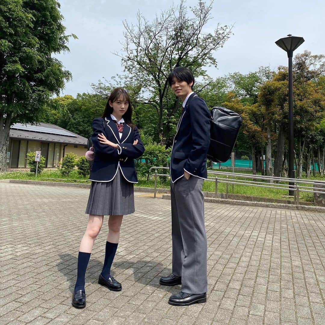 堀未央奈さんのインスタグラム写真 - (堀未央奈Instagram)「🎧  探偵が早すぎる　第9話の 感想ありがとうございます🫰🏻  ちょこっと出てくる宗介と奈々の 学生時代オフショット☺︎ イケてるかんじにしてみました。笑 宗介のギャップがすごい🤭🤭  #探偵が早すぎる」6月10日 22時18分 - horimiona_official